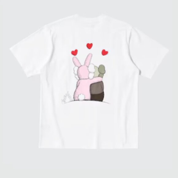 KAWS + WARHOL UT Uniqlo Graphic T shirt Hearts Lips White Tee Unisex Medium - Picture 3 of 7